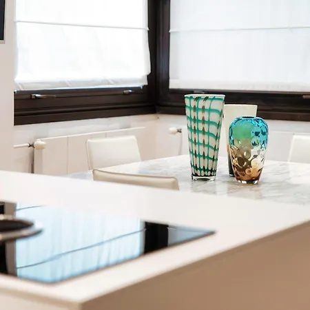 Luxury Lungo Lario By Quokka 360 - Between And Downtown Appartement *